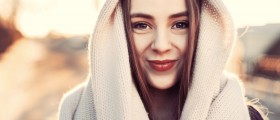 Ways to Keep Your Skin Soft and Glowing During the Cold Weather