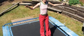Trampoline exercises for weight loss