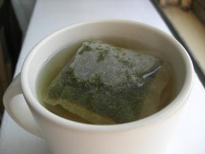 Can green tea help treat bacterial infections ?