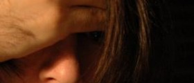 How to treat acne naturally