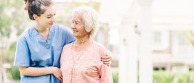 Alzheimer's Disease Signs: What's The Difference Between AD And Dementia?