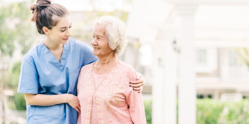 Alzheimer's Disease Signs: What's The Difference Between AD And Dementia?