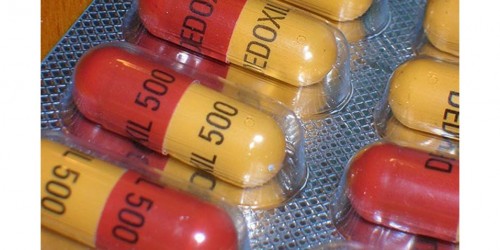 Oral Antibiotics for Acne Linked To More Sore Throats