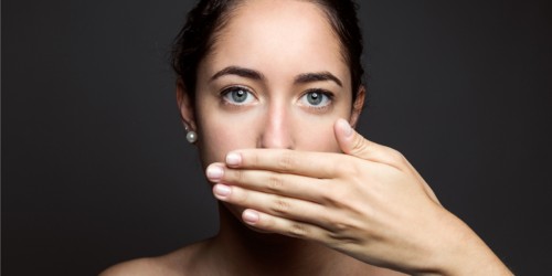 Are Bad Breath And A Bad Taste In The Mouth A Sign Of Gum Disease (Periodontitis)?