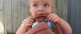 Do Those Amber Teething Necklaces Really Soothe Your Baby's Pain?