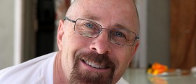 Going Bald? Hair Regrowth Options For Men With Male Pattern Baldness