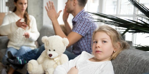 Becoming A Single Parent: How Do You Explain That Your Breakup Isn't Your Kids' Fault?