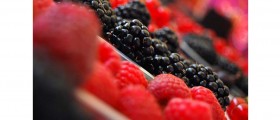 4 Best And Worst Anti-Aging Foods