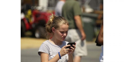 Cellphone Calls And Parent-Teenager Relations