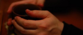 Cold Hands And Feet: The Sign Of Iron Deficiency?