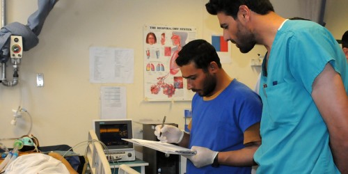 Best Mobile Apps for Critical Care Clinicians and Nurses