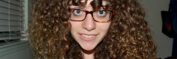 Natural Home Remedies for Dry, Curly Hair