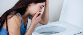 Diabetes Warning Signs: How Can Diabetes Cause You Nausea And Vomiting?
