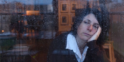 Emotions And Low Functioning Thyroid: 7 Ways To Deal With Depression When You Have Hypothyroidism