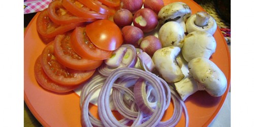 Why You Should Eat at Home