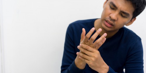 I Feel Constant Stiffness, Inflammation And Warmth In My Joints: Do I Have Arthritis?