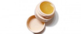 Are You Addicted to Lip Balm? Use Home Lip Balms Instead!