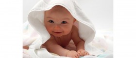 Baby Bathing Basics: First-time Parents Guide to Newborn Baths