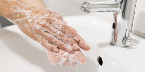 Fear Of Germs: Do I Have Mysophobia? How Can I Fix It?