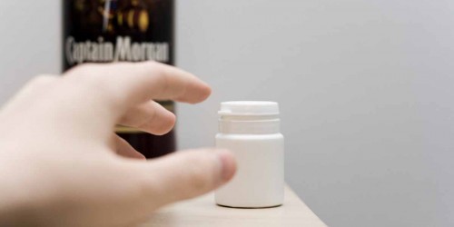 Azithromycin Do's And Don'ts: What Happens If You Combine Zithromax And Alcohol?