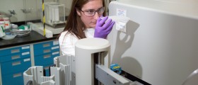 Cost of Whole Genome Sequencing Falls Drastically for Some Cancer Patients