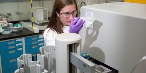 Cost of Whole Genome Sequencing Falls Drastically for Some Cancer Patients