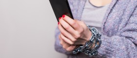 Screen Addiction: How To Find A Balance Between Responsible Media Usage And Overuse