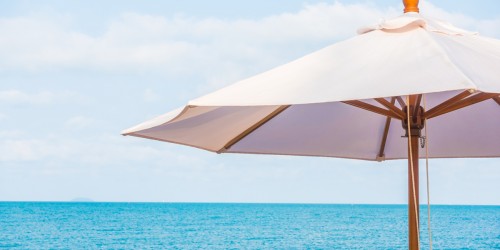 Wealthy Adolescent Girls and Young Women More Likely to be Diagnosed with Melanoma