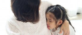 5 советов родителям следует соблюдать, когда их ребенок выбивает молочный зуб