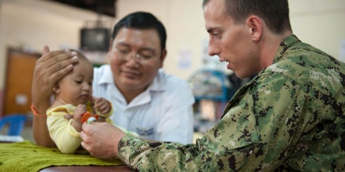 Could Your Baby Have Congenital Torticollis? Signs To Watch Out For