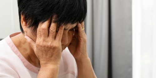 How To Treat Sundowning And Other Sleep Problems Connected To Alzheimer's Disease?