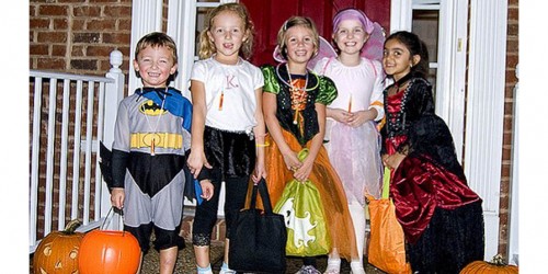 Throw Your Kids An Unforgettably Creepy Halloween Party!