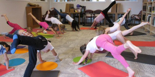5 Easy To Do Yoga Poses For Kids