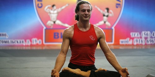 What Yoga Can Teach Everyone Who Trains