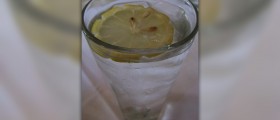 Benefits of lemon water