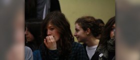 Biting nails psychology