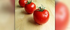 Calories in tomatoes