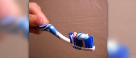 Choose whitening toothpaste