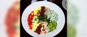 Cobb salad calories