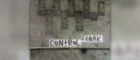 Control freak symptoms