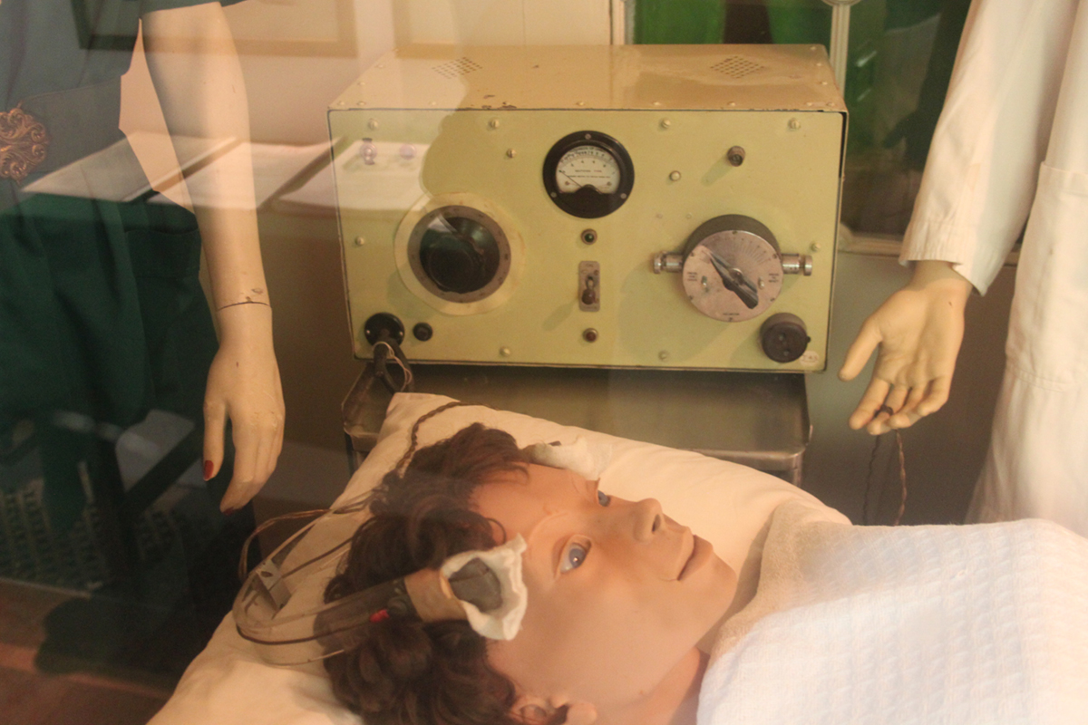 Electroshock electroconvulsive therapy General center