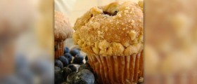 Healthy oatmeal muffins