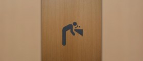 How to make yourself throw up
