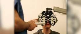 Laser eye surgery for astigmatism
