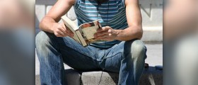 How to Increase Sperm Count? Tips for Men Who are Trying to Conceive