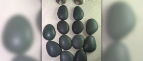 Warm up with your massage stones before a massage