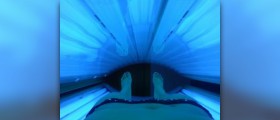 What are some safe alternatives to tanning beds?