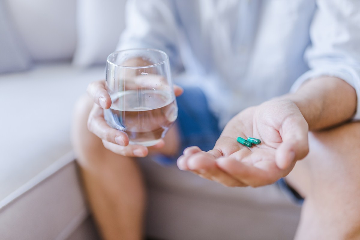 Is It Ever Okay To Drink Alcohol While On Antibiotics? Drugs