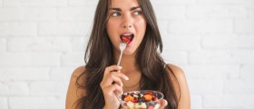 Reasons Why You Get Sleepy After Eating