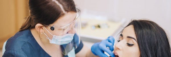 What Are The Signs Of Allergic Reactions To Novocaine